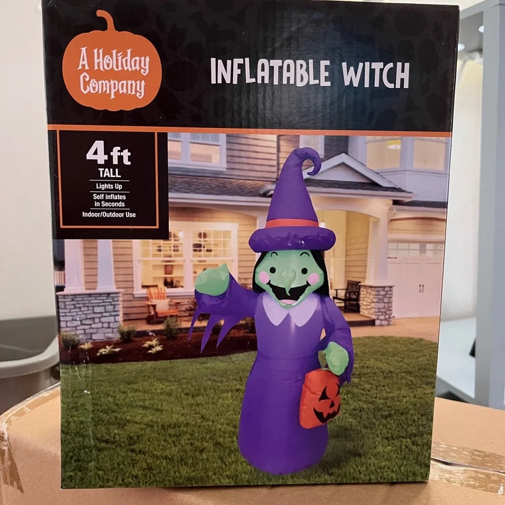 Halloween Inflatable Witch 4 Ft